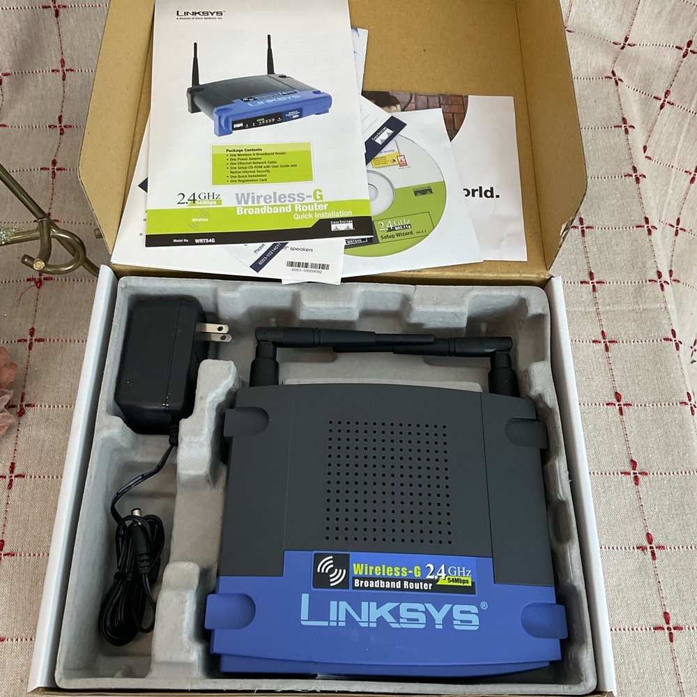 Linksys WRT54G Wireless-G Broadband Router in Original Box NEW - Picture 8 of 9